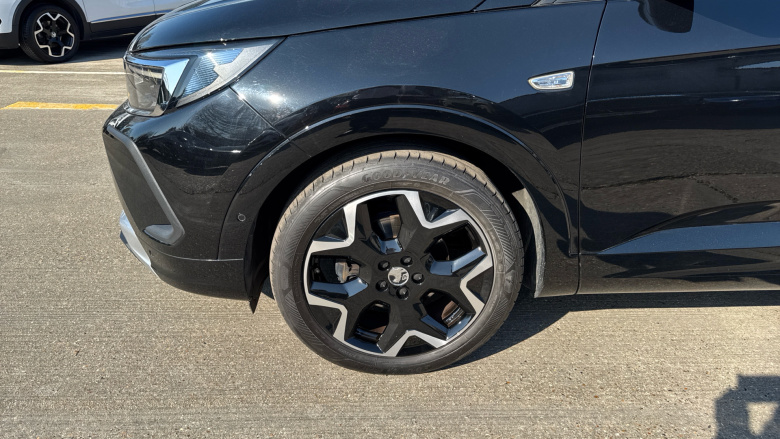 Vauxhall Grandland 1.2 Turbo Ultimate 5dr Petrol Hatchback